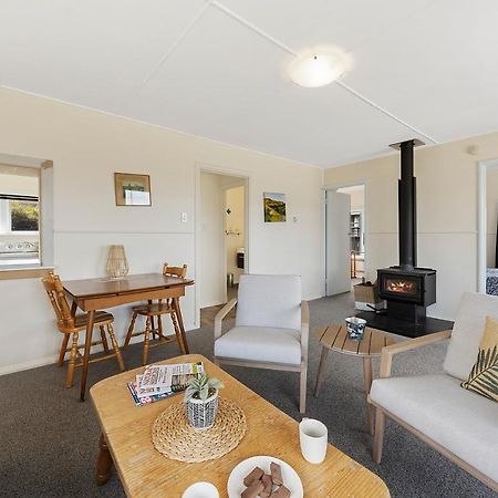 The Green Trout - Paraparaumu Beach Holiday Home 外观 照片