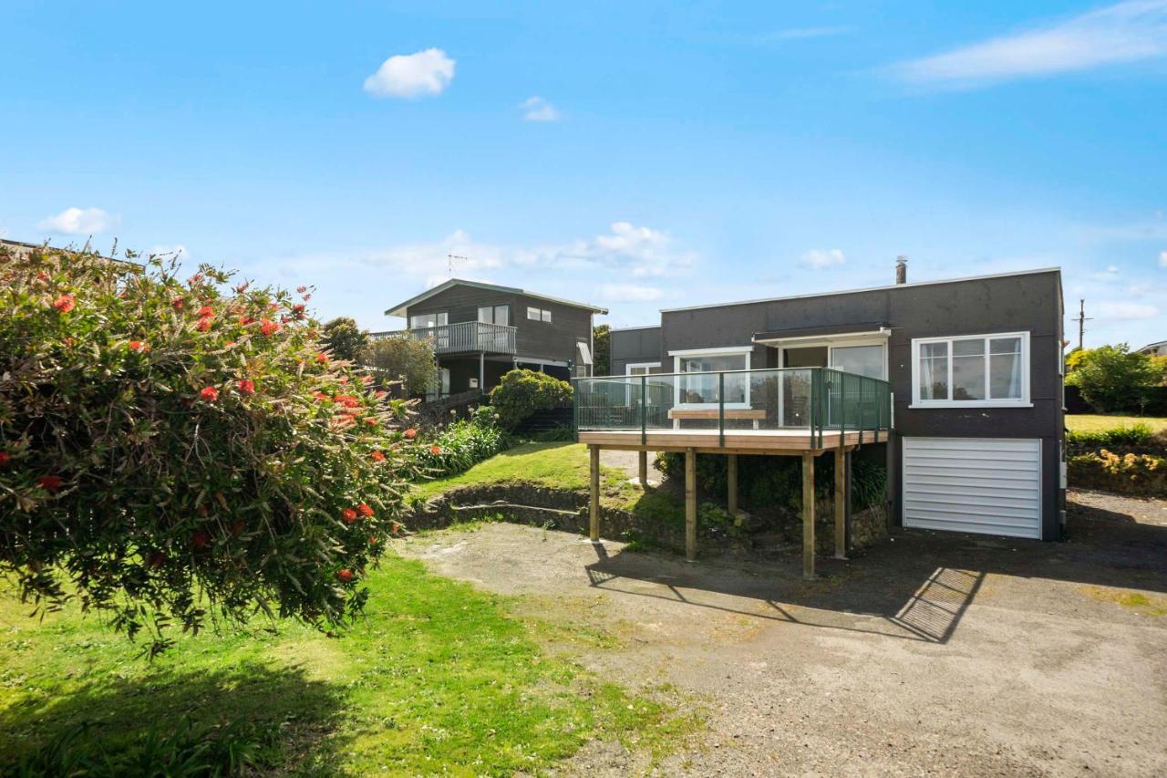 The Green Trout - Paraparaumu Beach Holiday Home 外观 照片